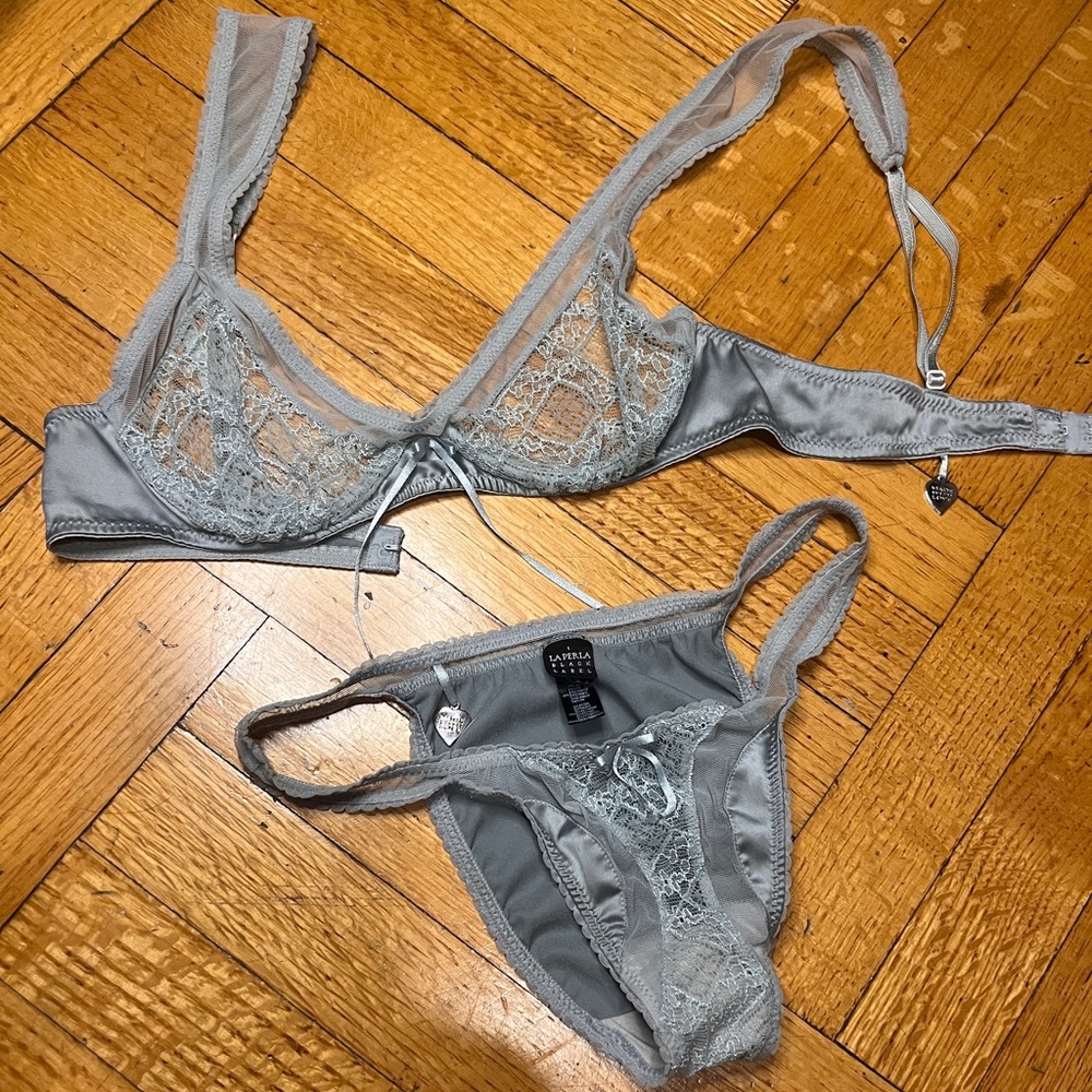 La Perla Chic Lace Lingerie Set in Gray